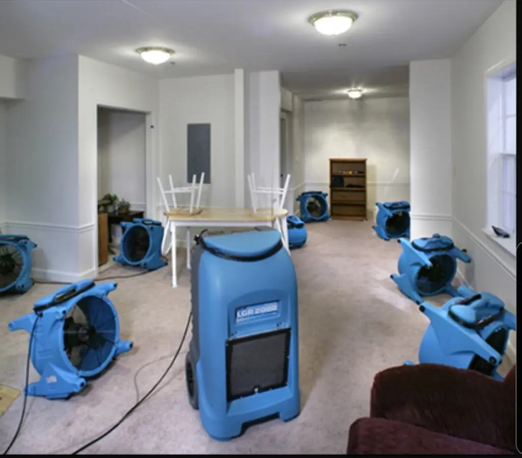 Air movers and dehumidifier setup for Water Damage Restoration in El Cerro Mission